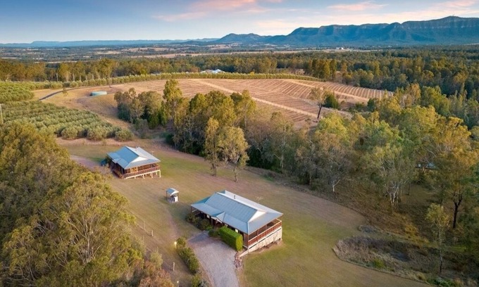 Pokolbin House | North Lodge Estate Cottages - Highland & Clan