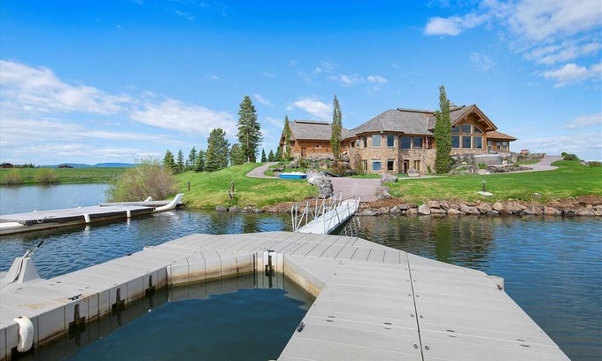Island Park Cabin | North Shore Lodge 8 bed 11 bath on Island Park Reservoir with Private Dock