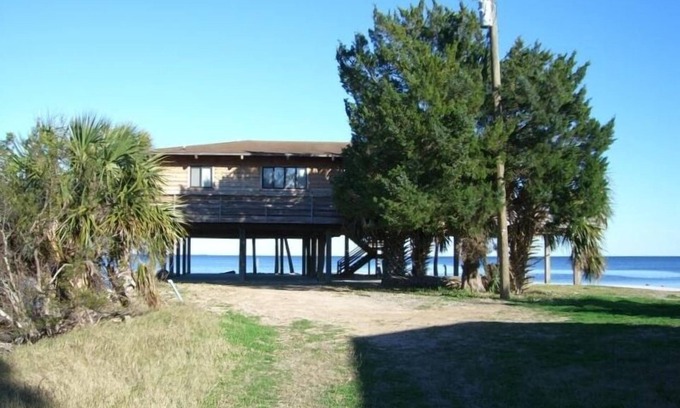 Crawfordville Cottage | Nothing Between You, the Gulf of Mexico and Amazing Sunrises!