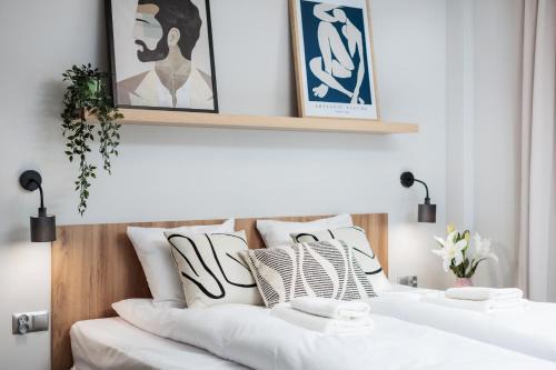 Warszawskie Apartment | Nowy Hotel Monika - by Upstairs