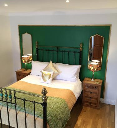 St. Agnes House | Number Six