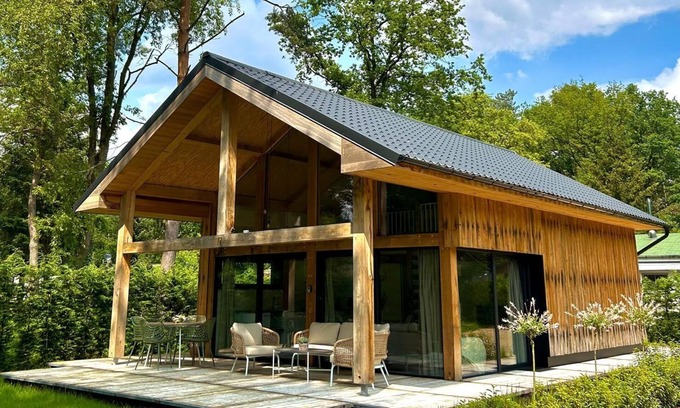 Zutendaal Ski Chalet | Oak Chalet In Zutendaal