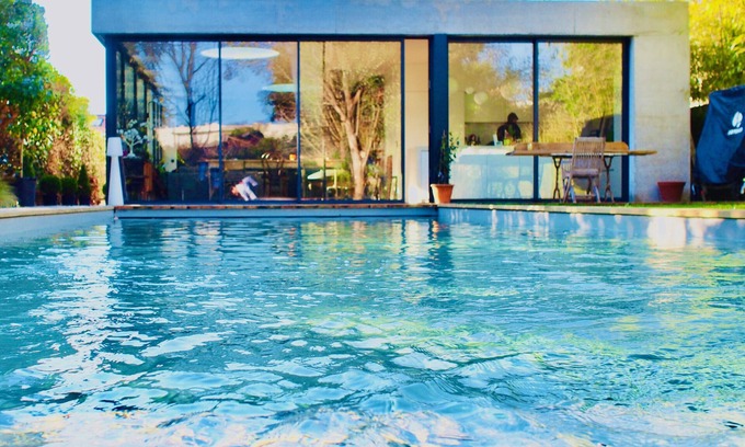 Cauderan Villa | Oasis of greenery and tranquility with swimming pool and sauna