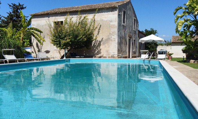 Arenella House | Oasis of peace and relaxation just 3 minutes from the beach.
