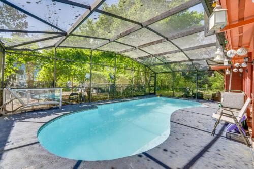 South Apopka House | Oasis with Grill and Pool about 16 Mi to Orlando!