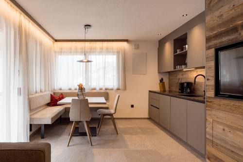 Santo Stefano Apartment | Obergasserhof Apt Tiroler