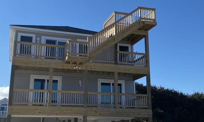 Carova Beach Cottage | OBX 4X4 Ocean View- Pipers Place Wild Horse Haven!