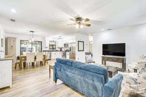 Fellowship House | Ocala Home with Fenced Yard Near WEC Dogs Welcome!