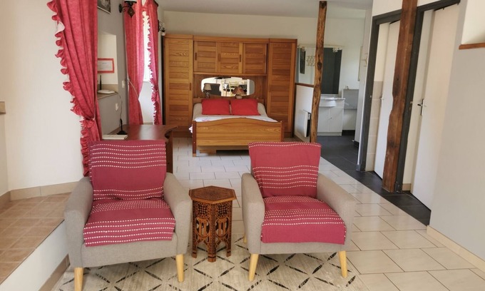 Valderies Cottage | Occitanie, near Albi, in a former agricultural estate, with swimming pool