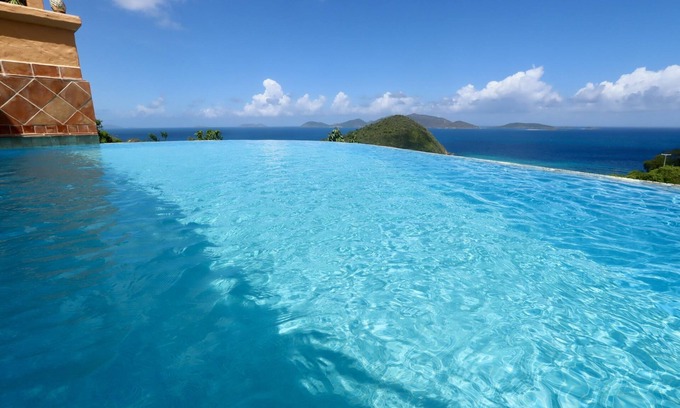 West End Villa | Ocean and Island Views with Spectacular Sunsets and Alfresco Atmosphere