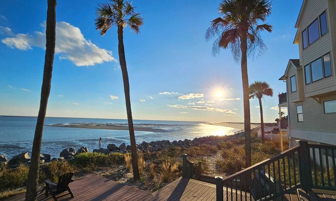 Saint Helena Island Condo | Ocean AND Pool Views from the Porch