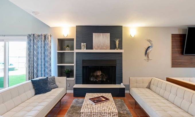 Bay Area House | Ocean Drive Oasis w Hot Tub Awaits