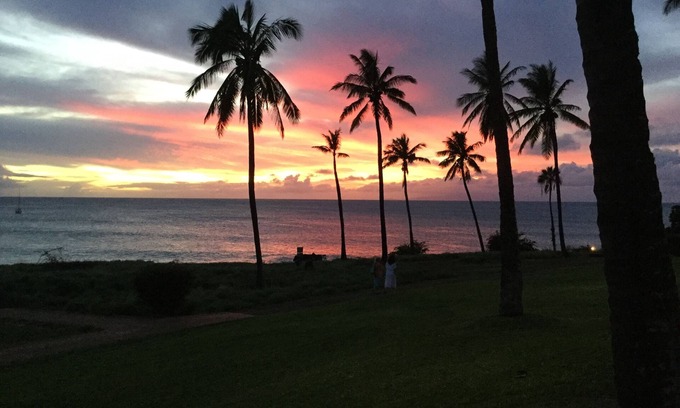 Maunaloa Apartment | Ocean Front-Unobstructed Views- Beautiful Upgraded Condo