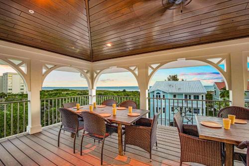 Siesta Key Village House | Ocean Overlook
