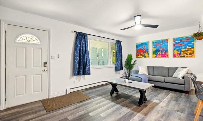 University Area House | Ocean Pulse - 2Bed 1Bath one side of a side-by-side duplex in Midtown Anchorage.