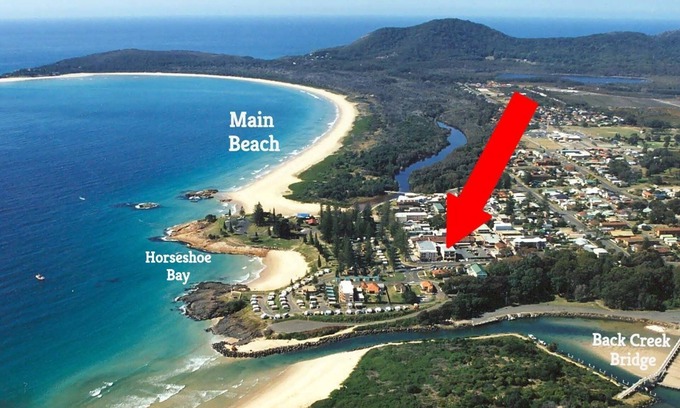 South West Rocks Apartment | OCEAN VIEW 2 - AIRCONDITIONED & VIEWS AND EASY WALKING DISTANCE