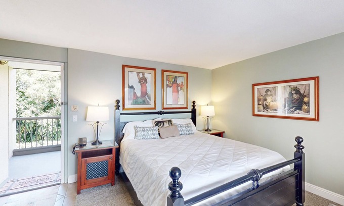 Princeville Condo | Ocean-view condo with lanai, AC, 2 pools & 8 tennis courts - walk to beach