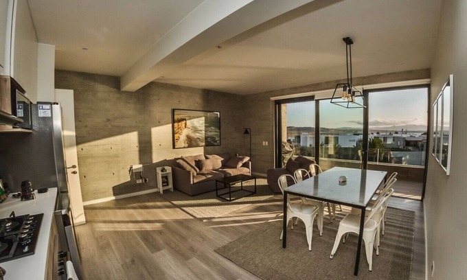 Pisco Apartment | Ocean View Family Apartment with Service Room, 5min from the National Reserve
