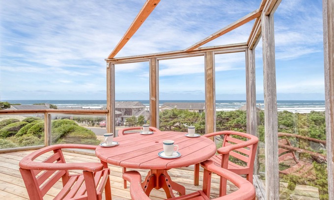 Sandpiper Village House | Ocean View Home One Block From the Beach in Waldport, Dog Allowed!