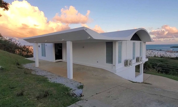 Demajagua House | Ocean View Sunset