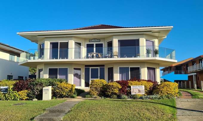 Woolgoolga Apartment | Ocean Views at 'Beach Magic'