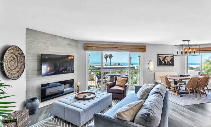La Jolla Condo | Ocean Views & Sounds - Bird Rock - La Jolla