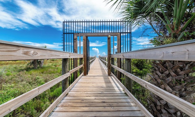 Butler Beach Condo | Ocean Village Club P33