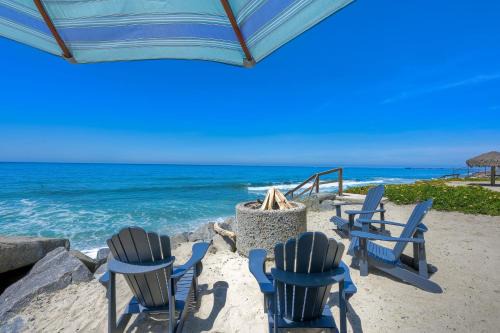 South Oceanside House | Oceanfront Getaway, Private Beach, Fire Pit, 5BR