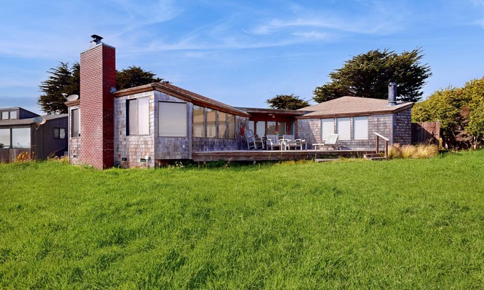 Sea Ranch House | Oceanfront Home with Private Hot Tub & Deck, Beach Access & Shared Pools/Tennis