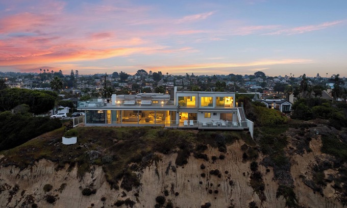 Encinitas House | Oceanfront Zen Saltwater Pool Fire Pit Koi Pond