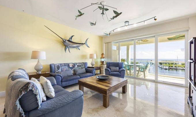 Rock Harbor Condo | Oceanview 2BR/2.5BA Mariner's Club Villa 132 with Oasis Pool, Marina, Game Room & More