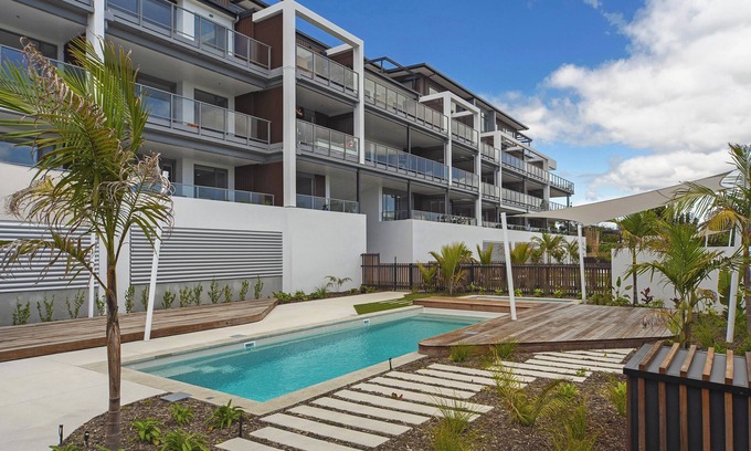 Tahunanui Apartment | Oceanview Apartment with access to Spa pool and Swimming pools