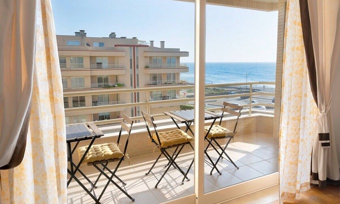Furadouro Apartment | Oceanview First Line with 2 Pools 5