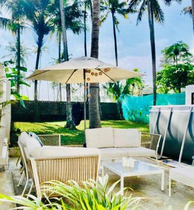 Varkala Bed & Breakfast | Oceany Pool Home