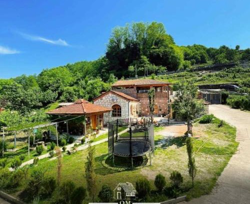 Salkhino House | Odo’s Guest House