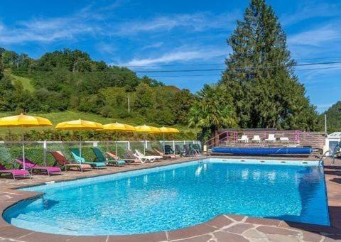 Peyrouse Other | Oh! Campings - Camping Paradis A l'ombre des tilleuls