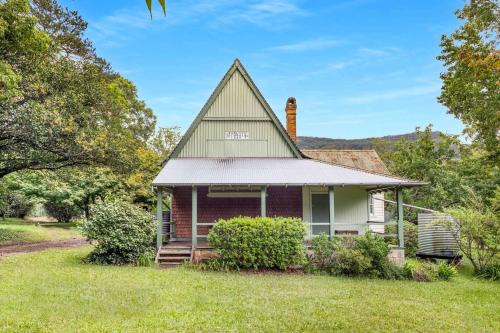 Barrengarry House | Old Barrengarry School House