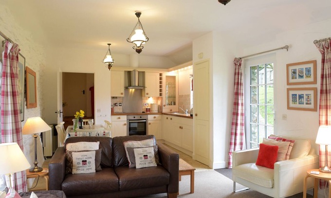 St Teath Cottage | OLD MILL COTTAGE, pet friendly, with open fire in Camelford
