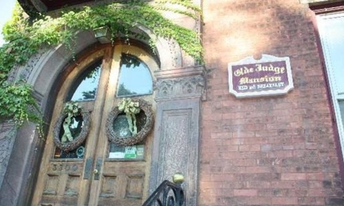 Troy Bed & Breakfast | Olde Judge Mansion