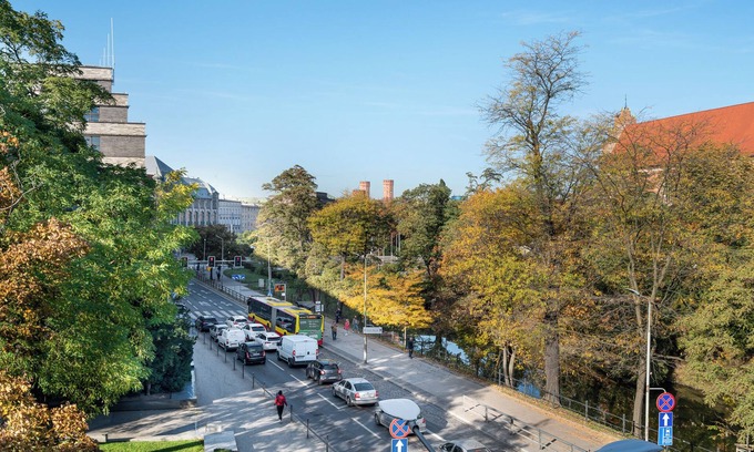 Stare Miasto Apartment | Oldtown Parkview Apartment n5 minute walk to the market suqare - old moat view