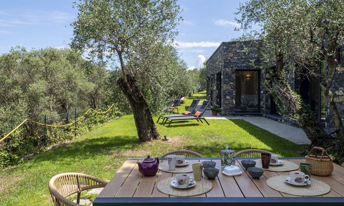 San Lorenzo della Costa Apartment | Olivuzza a Santa Margherita by Wonderful Italy