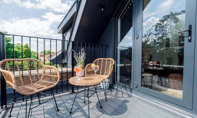 Acton Apartment | Omega @ Acton | Top Floor