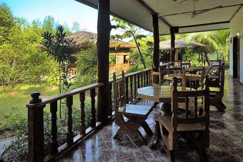 Praslin Island House | Omusee Self Catering