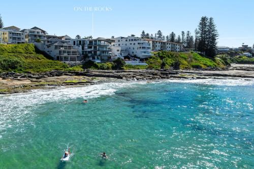 Yamba Apartment | On The Rocks - Beachfront To Convent Beach