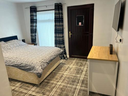 Alness Apartment | One bed and bathroom with kitchen for self catering Alness