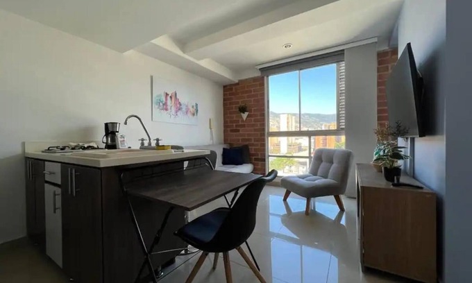 Suramericana Apartment | One Bed Apartment with amazing views of Medellin