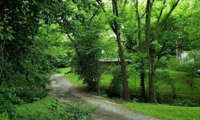 Donelson Hills House | One bedroom Coziness near Grand Ole Opry
