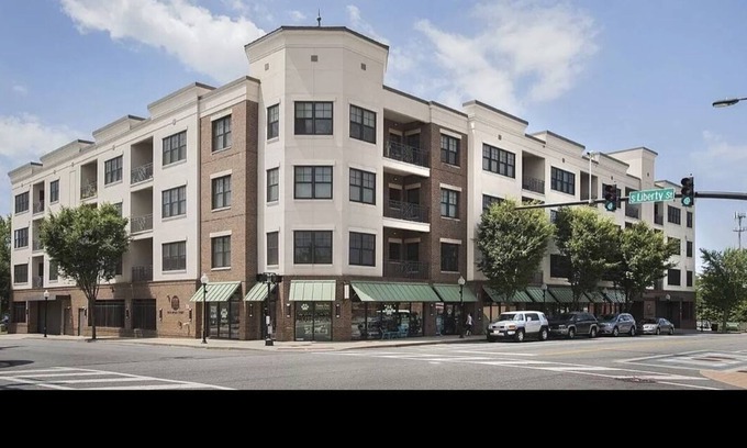Spartanburg Condo | One Bedroom One Bathroom Condo located in Downtown Spartanburg