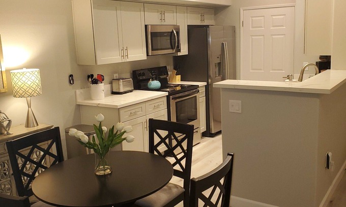 Enterprise Condo | One bedroom one bath remodeled condo just off strip near South Point Casino.