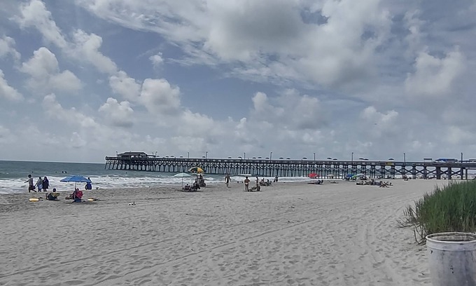 Garden City Condo | One block to Garden City Beach and Pier -with elevator, pool and hot tub!